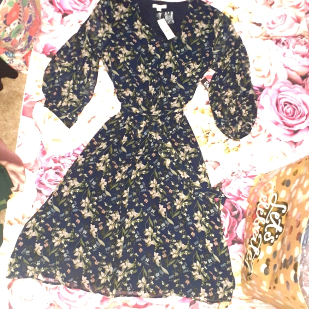 Blue floral chiffon waist tie midi dress